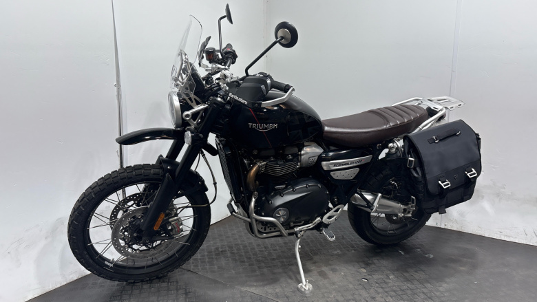 Triumph Scrambler 1200 XC (18MY)